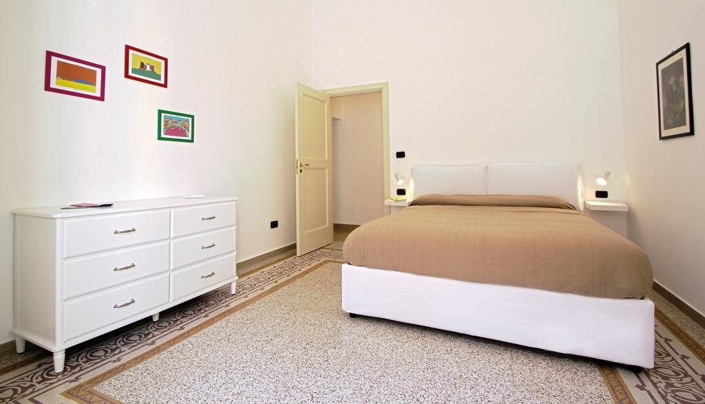 Casa Dante - Historic Apartment In The Perfect Naples Location Zewnętrze zdjęcie