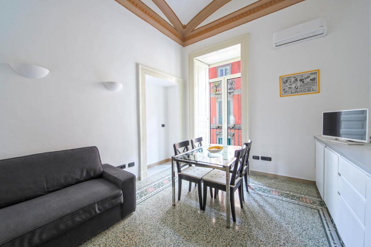 Casa Dante - Historic Apartment In The Perfect Naples Location Zewnętrze zdjęcie