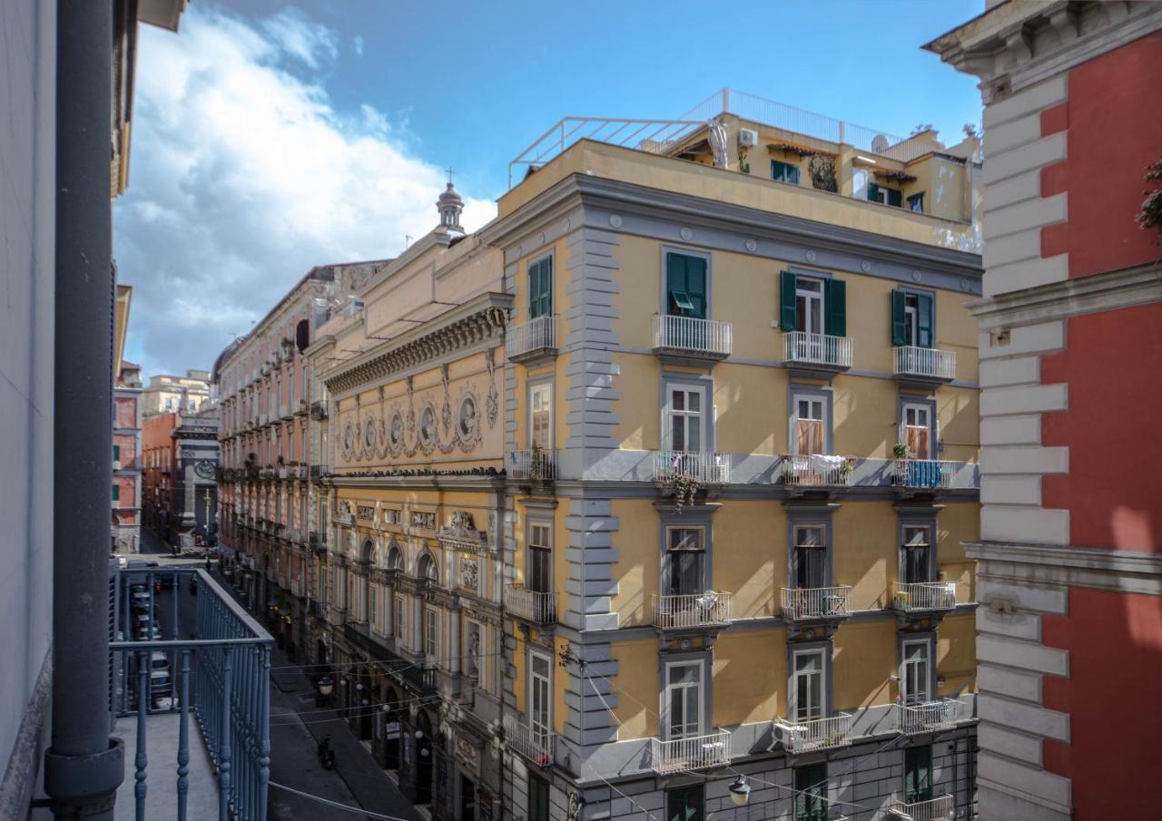 Casa Dante - Historic Apartment In The Perfect Naples Location Zewnętrze zdjęcie